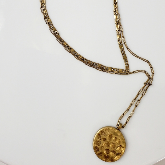 STELLA & DOT  - Heritage Coin Pendant with Layered Chains - Picture 7 of 10